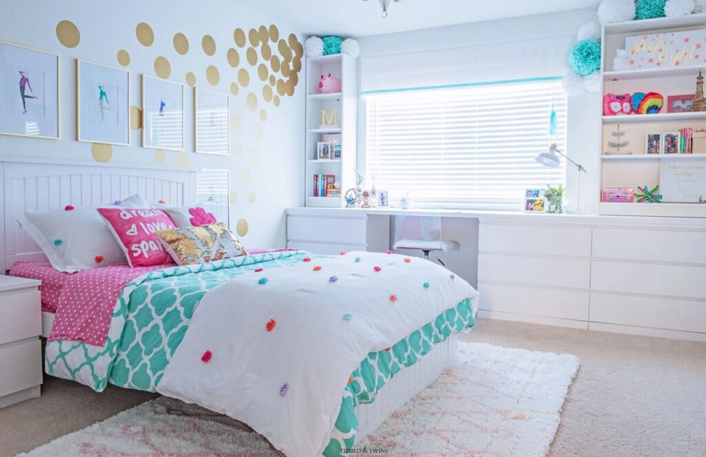 Diez hermosas ideas de cómo decorar las paredes de un dormitorio infantil